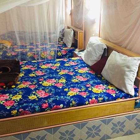 Hotel Toolbi Niaga Экстерьер фото