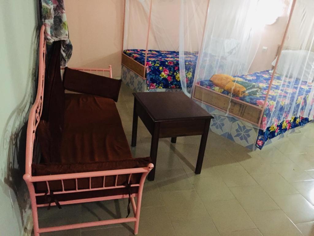 Hotel Toolbi Niaga Экстерьер фото