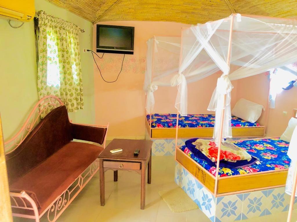 Hotel Toolbi Niaga Экстерьер фото