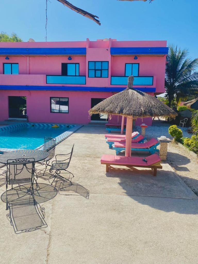 Hotel Toolbi Niaga Экстерьер фото