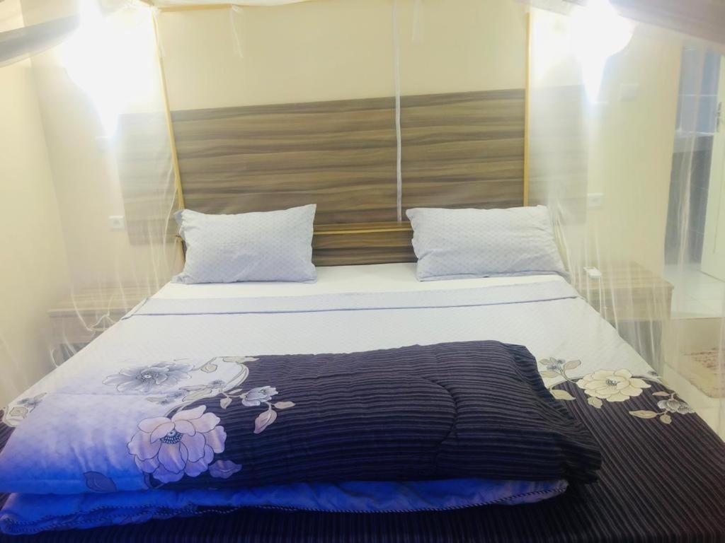 Hotel Toolbi Niaga Экстерьер фото